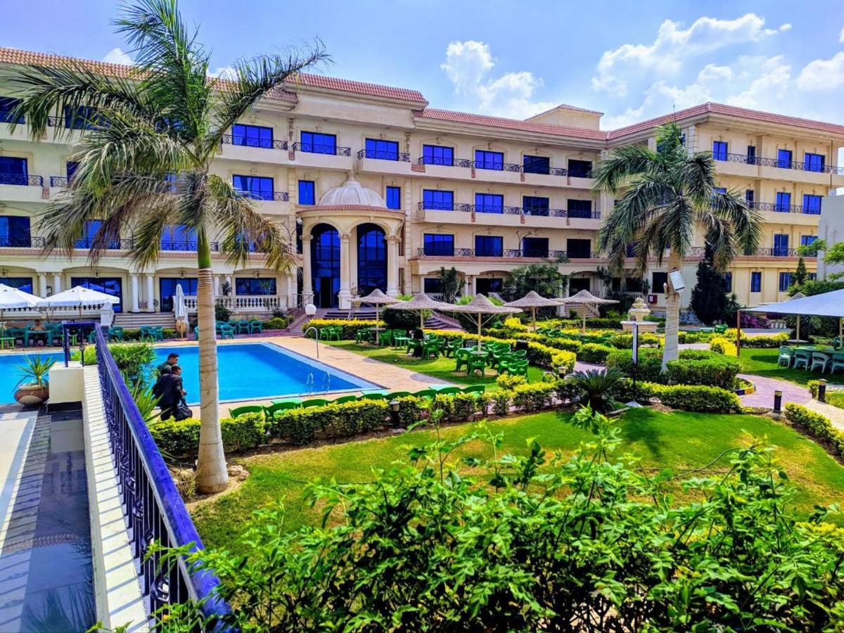Green Desert Sadat City Екстер'єр фото