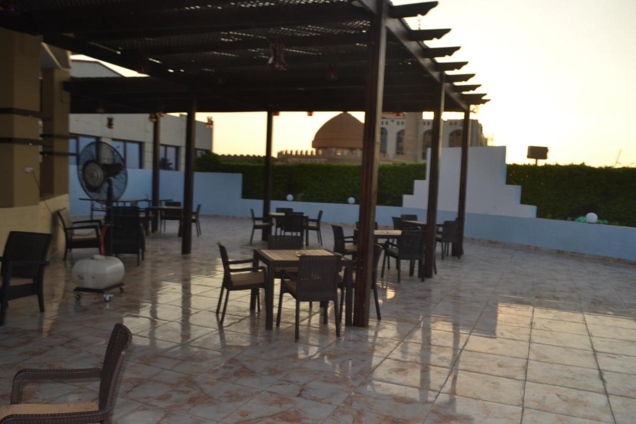 Green Desert Sadat City Екстер'єр фото
